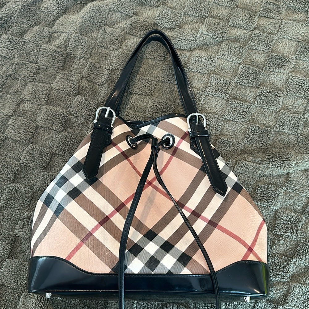 BURBERRY HANDBAG